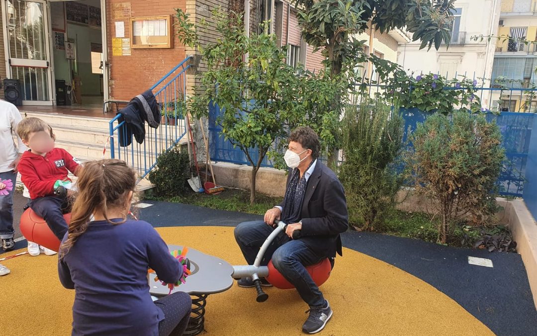 Portici. Nuova area giochi al plesso scolastico della Scuola Materna di Viale Tiziano dell’IC Santagata