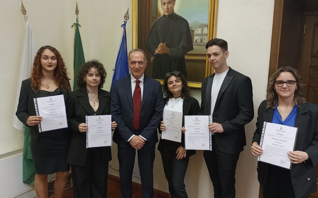 Torre del Greco. Encomi ai cinque studenti dell’istituto Degni protagonisti a Ginevra