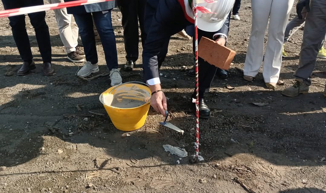 Torre del Greco, venerdì 10 ore 10.30 posa prima pietra per la piscina comunale